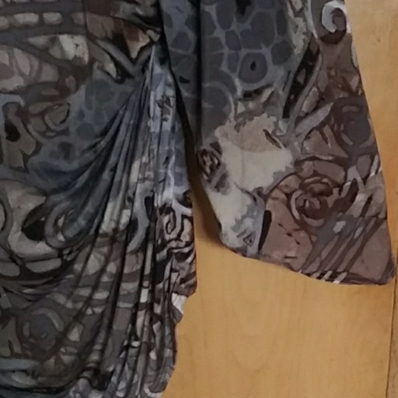 Top - Picture 3 of 4